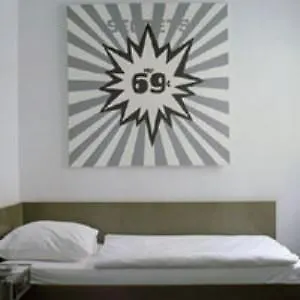 Chelsea Hotel Cologne 3*,